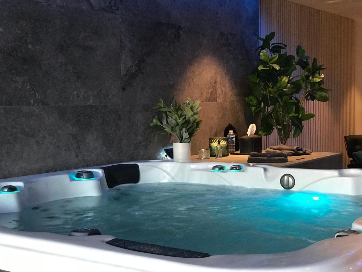 L'Odyssee Spa Seclin Luaran gambar